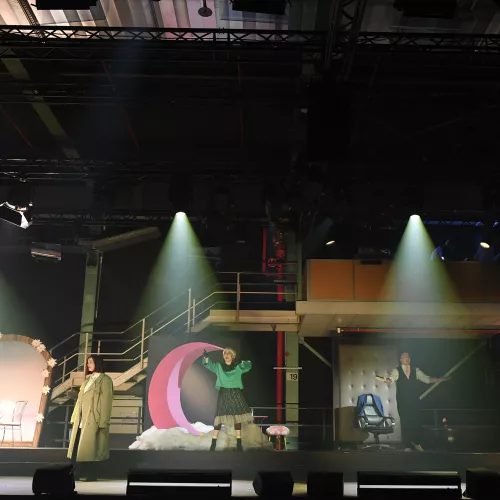 ELEONORE – Ich muss nicht glücklich sein (GP)